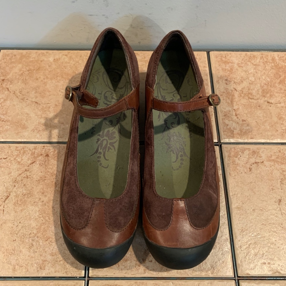 Merrell Plaza MJ Mary Jane Saddle Shoes Brown size 9.5 - Picture 2 of 8